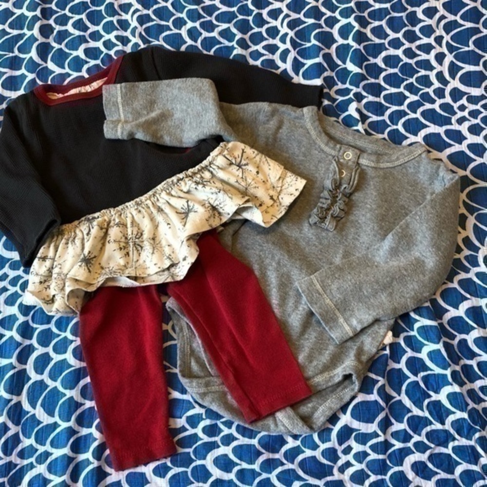 Burt’s Bees Three Piece Set 3-6 Months